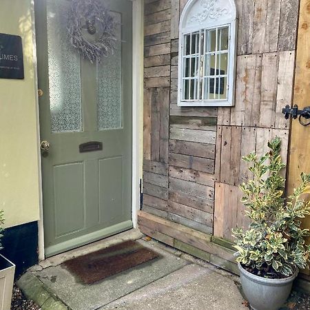 Little Limes An Adorable Little Suffolk Getaway With Outside Space Near Woodbridge Eyke Екстериор снимка